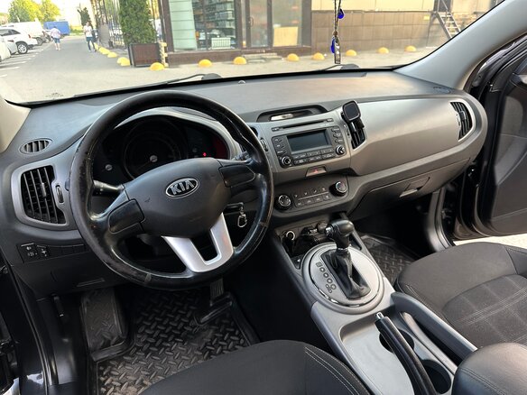 2015 Kia Sportage III Рестайлинг, чёрный, 1620000 рублей - вид 7