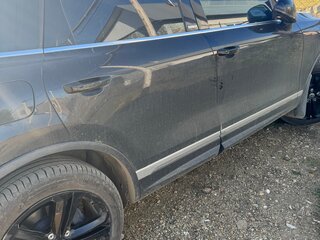 2017 Volkswagen Touareg II Рестайлинг, чёрный, 3000000 рублей, вид 4