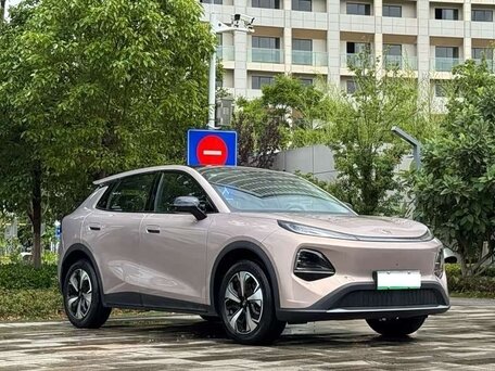 2026 Changan Qiyuan Q05 51.9 kWh II, бежевый, 2226000 рублей, вид 3