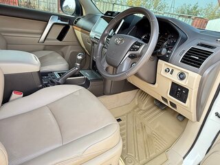 2023 Toyota Land Cruiser Prado 150 Series Рестайлинг 3, белый, 5500000 рублей, вид 5