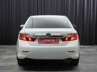 2014 Toyota Camry VII (XV50), белый, 1699000 рублей, вид 5