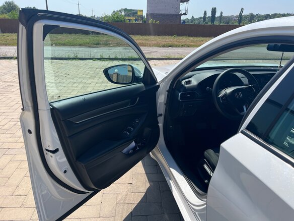 2019 Honda Accord X, белый, 1985000 рублей - вид 8