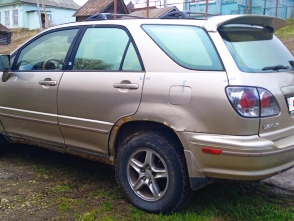 2002 Lexus RX 300 I, бежевый, 600000 рублей - вид 2