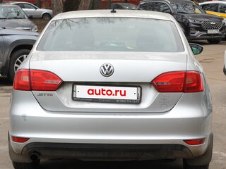 2013 Volkswagen Jetta VI, серебристый, 815000 рублей, вид 5