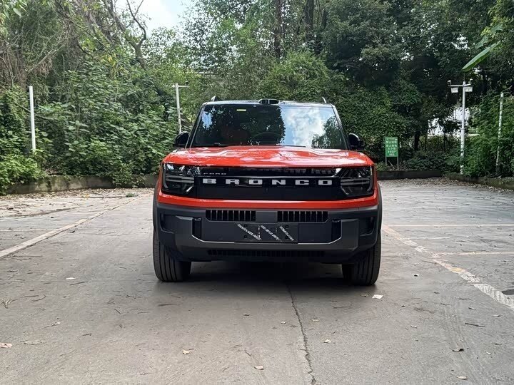 Открыть фотографии: Ford Bronco VI