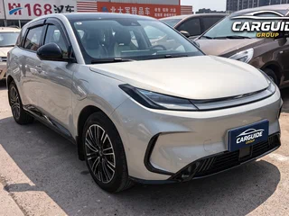 2025 Arcfox T1, серебристый, 1350000 рублей, вид 2