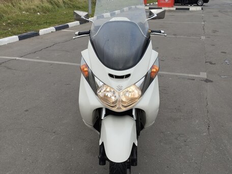 2004 Suzuki Burgman (SkyWave) 400, белый, 225000 рублей, вид 2