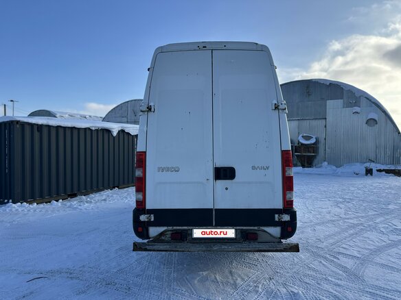 2012 Iveco Daily, белый, 2100000 рублей - вид 3
