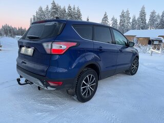 2017 Ford Kuga II Рестайлинг, синий, 1300000 рублей, вид 3