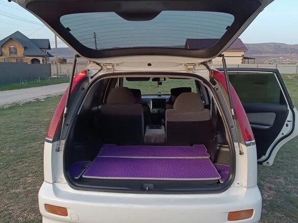 2000 Honda Stream I, белый, 650000 рублей - вид 5