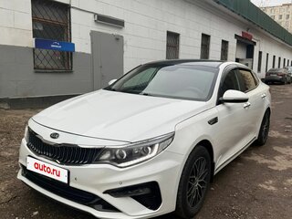 2019 Kia Optima IV Рестайлинг, белый, 1875000 рублей, вид 1