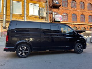 2020 Volkswagen Multivan T6 Рестайлинг, чёрный, 5950000 рублей, вид 3