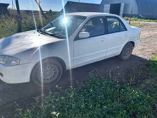 2000 Mazda Familia VIII (BJ), белый, 150000 рублей, вид 3
