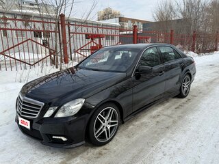2011 Mercedes-Benz E-Класс 200 7G-Tronic IV (W212, S212, C207), чёрный, 1560000 рублей, вид 1