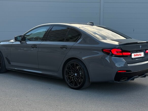 2020 BMW 5 серии 520d xDrive VII (G30/G31/G38) Рестайлинг, серый - вид 8