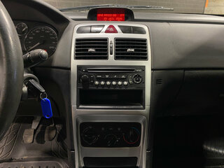 2006 Peugeot 307 I Рестайлинг, красный, 220000 рублей, вид 4