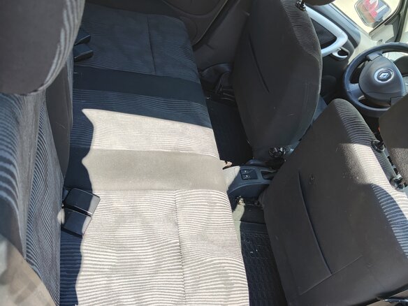 2012 Renault Sandero I, бежевый, 530000 рублей - вид 12