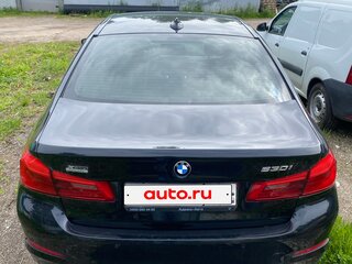 2017 BMW 5 серии 530i xDrive VII (G30/G31/G38), чёрный, 2000000 рублей, вид 3