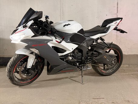 2021 Kawasaki ZX-6 Ninja, белый, 1050000 рублей, вид 2