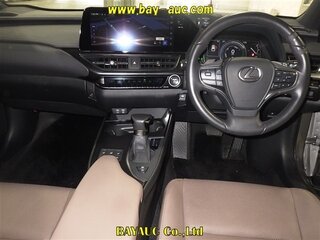 2022 Lexus UX 200 I, серебристый, 2670000 рублей, вид 5