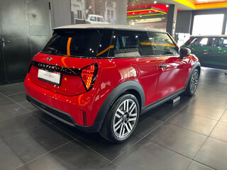 2024 Mini Hatch C IV (F65/F66/J01), красный, 4790000 рублей, вид 5