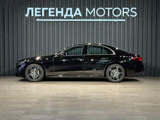 2025 Mercedes-Benz E-Класс 300 VI (W214, S214), чёрный, 8990000 рублей, вид 2
