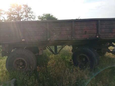 1997 Курганские прицепы Универсал 8213 05, красный, 145000 рублей, вид 4