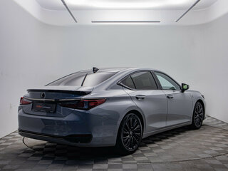 2020 Lexus ES 250 VII, серебристый, 3874000 рублей, вид 5