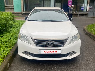 2014 Toyota Camry VII (XV50), белый, 1370000 рублей, вид 1