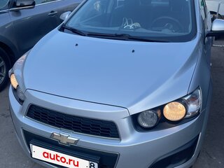 2014 Chevrolet Aveo II, серебристый, 780000 рублей, вид 2