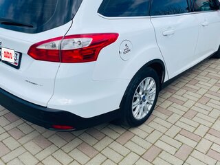 2013 Ford Focus III, белый, 920000 рублей, вид 5