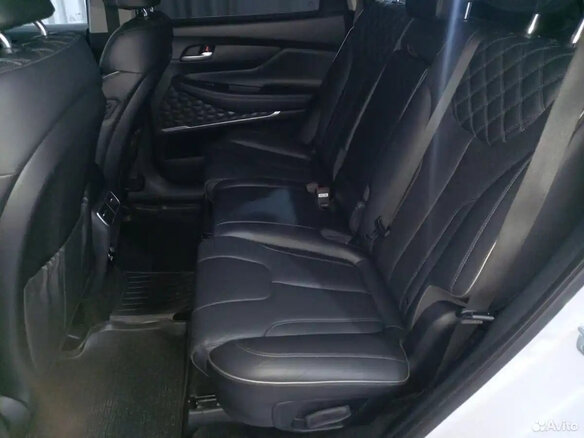 2021 Hyundai Santa Fe IV Рестайлинг, белый, 3440000 рублей - вид 25
