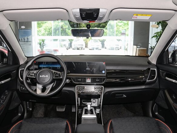 2026 Kia Seltos I Рестайлинг, белый, 2130000 рублей - вид 9