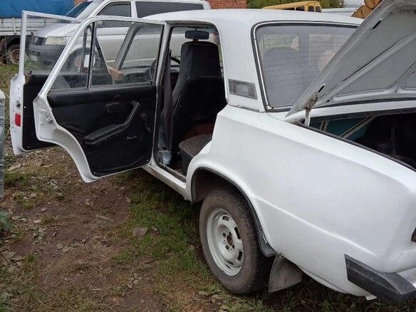 1995 Lada (ВАЗ) 2106, белый, 80000 рублей - вид 2