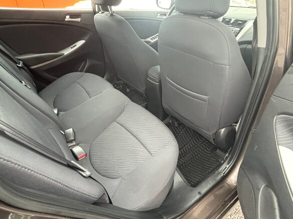 2014 Hyundai Solaris I Рестайлинг, коричневый, 950000 рублей - вид 11