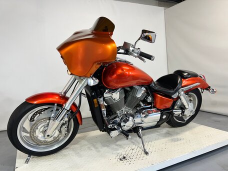 2004 Honda VTX 1800, оранжевый, 560000 рублей, вид 4