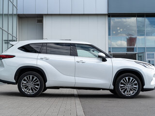 2026 Toyota Highlander IV (XU70), белый, 5890000 рублей, вид 5