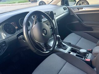 2013 Volkswagen Golf VII, чёрный, 899000 рублей, вид 5