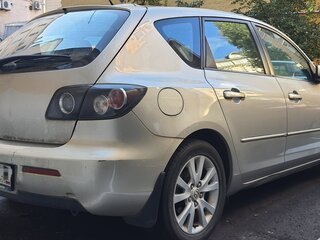 2006 Mazda 3 I (BK), золотистый, 680000 рублей, вид 4