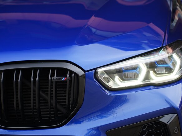 2020 BMW X5 M Competition III (F95), синий, 10555000 рублей - вид 2