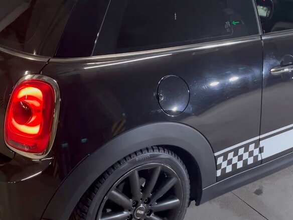 2017 Mini Hatch Cooper III (F55/F56), чёрный, 2500000 рублей - вид 9