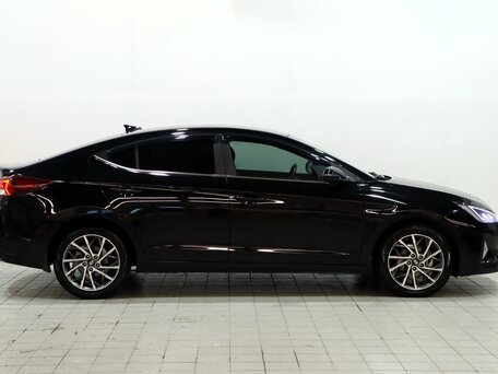 2019 Hyundai Elantra VI (AD) Рестайлинг, чёрный, 1819000 рублей, вид 4