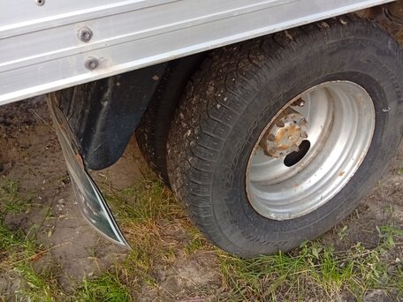 1993 Toyota Dyna, красный, 1500000 рублей, вид 1