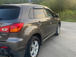 2011 Mitsubishi ASX I, коричневый, 960000 рублей, вид 5