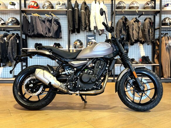 2026 Royal Enfield Guerrilla 450, коричневый, 554000 рублей