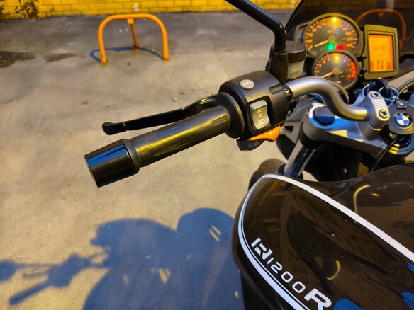 2009 BMW R 1200 R, чёрный, 600000 рублей - вид 17