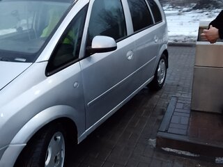 2007 Opel Meriva A Рестайлинг, серебристый, 560000 рублей, вид 4