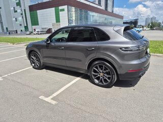 2020 Porsche Cayenne III, серый, 8200000 рублей, вид 5