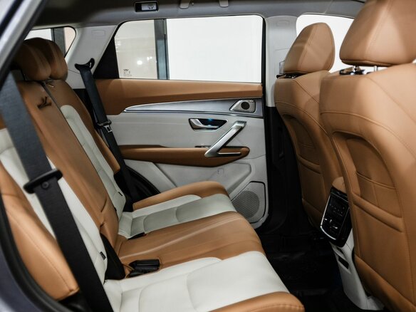 2026 Jetour X70+ I Рестайлинг, серый, 3399000 рублей - вид 17