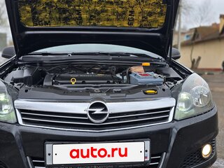 2013 Opel Astra H Рестайлинг, чёрный, 580000 рублей, вид 4